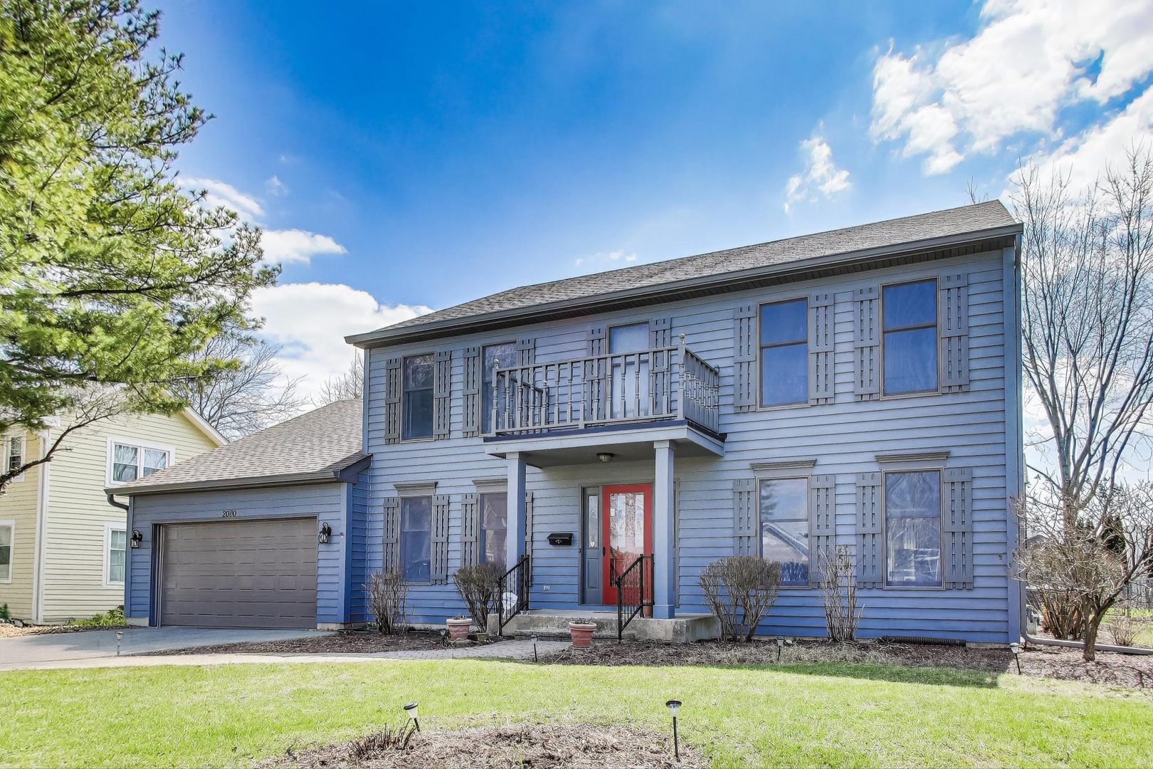 2080 Carolyn Road Aurora, IL 60506 - Photo 2 of 50 front view of a house with a yard
