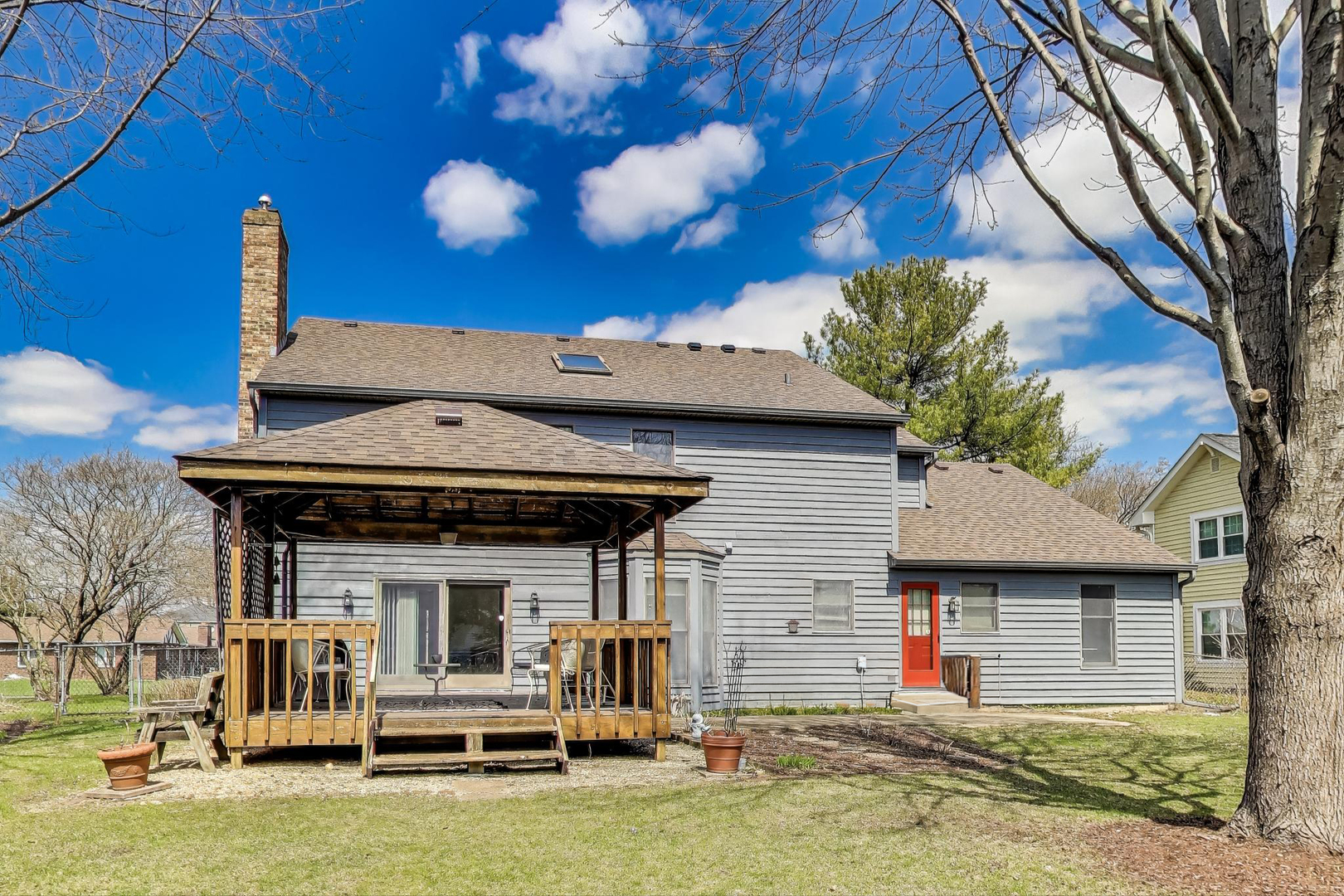 2080 Carolyn Road Aurora, IL 60506 - Photo 42 of 50 a view of a house with a swimming pool