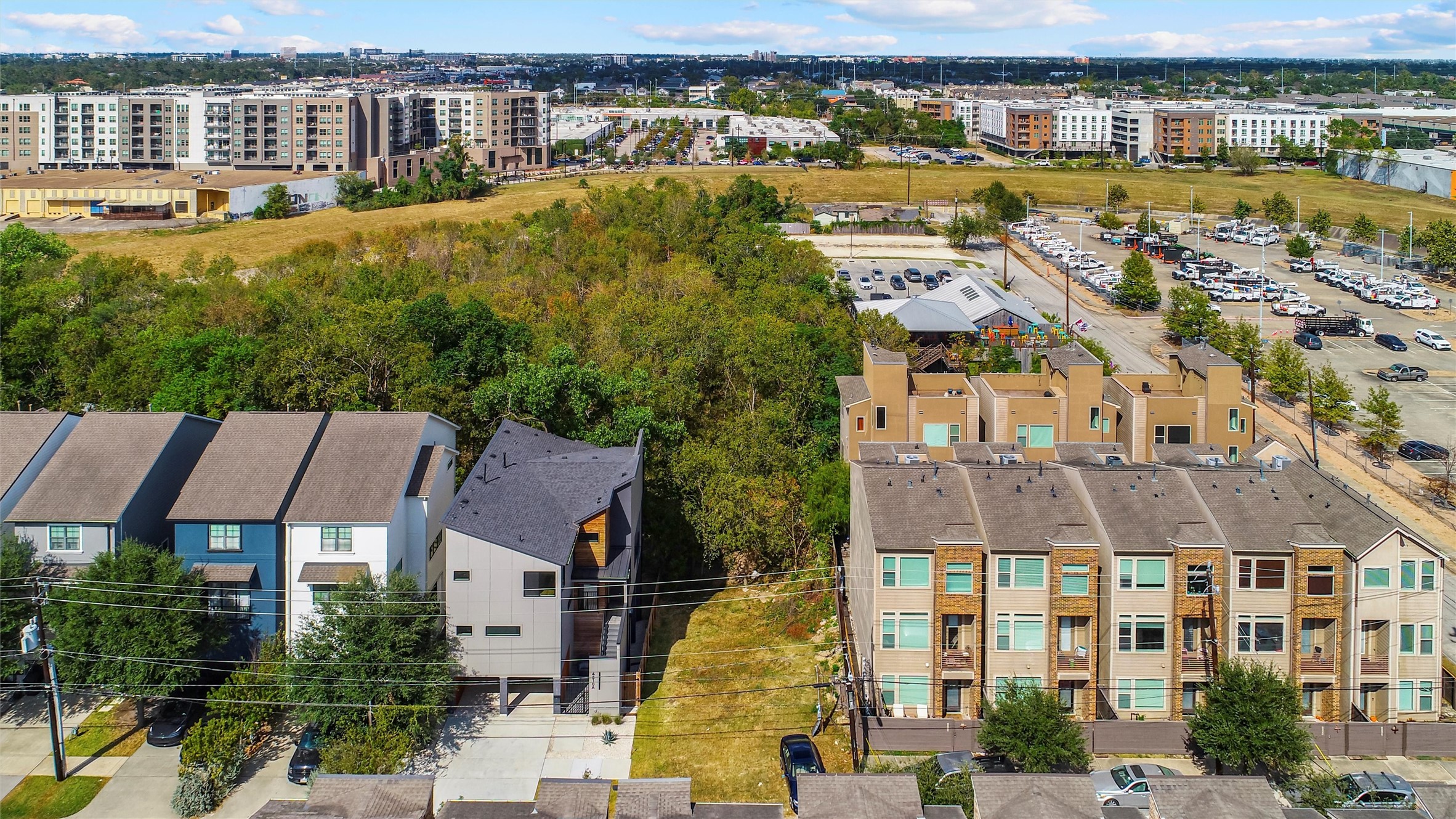 4510 Cornish Street Houston, TX 77007 - Photo 4 of 8 an aerial view of residential building with swimming pool and outdoor space