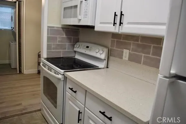 $1,800 | 81840 Avenida Del Mar, Unit A203, Indio, CA 92201