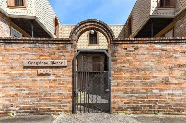 $1,200 | 2509 Houma Boulevard, Unit 302, Metairie, LA 70001