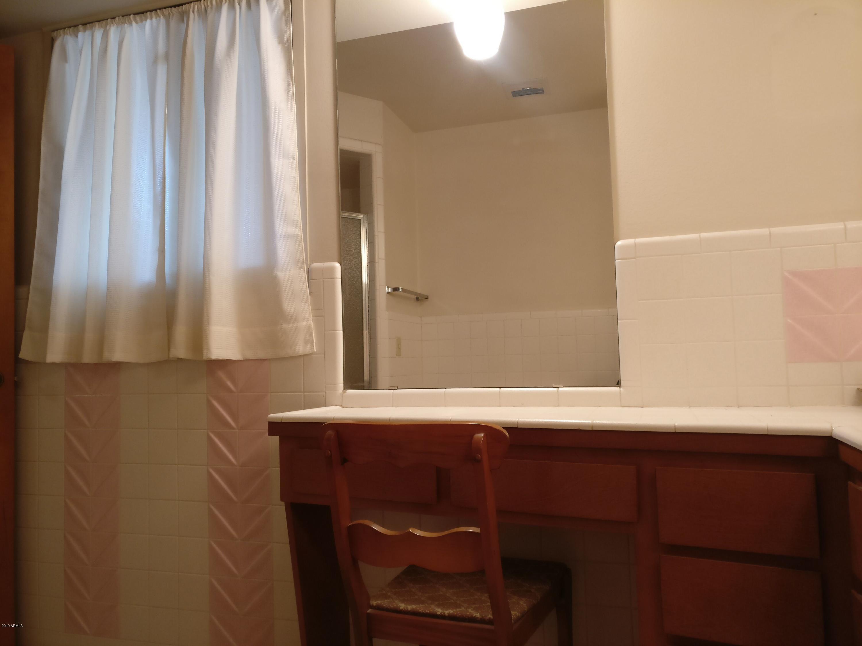3733 West Ocotillo Road Phoenix, AZ 85019 - Photo 11 of 24 MasterBath