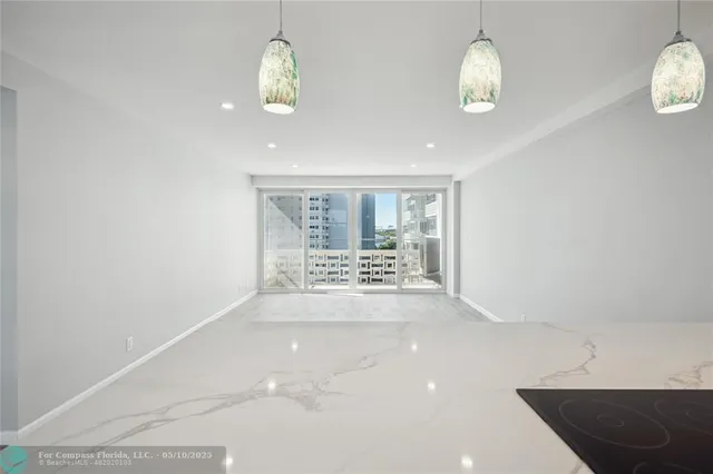 $384,000 | 1900 South Ocean Drive, Unit 905, Fort Lauderdale, FL 33316