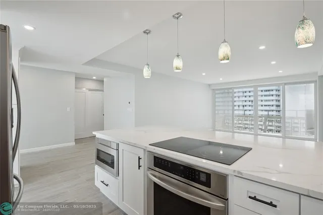 $384,000 | 1900 South Ocean Drive, Unit 905, Fort Lauderdale, FL 33316