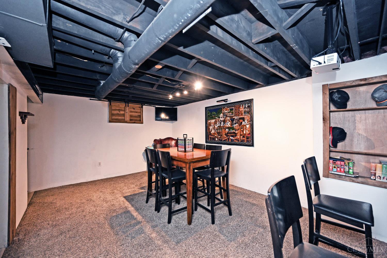 6910 Rutherford Court Cincinnati, OH 45239 - Photo 24 of 41 Gallery Image 24