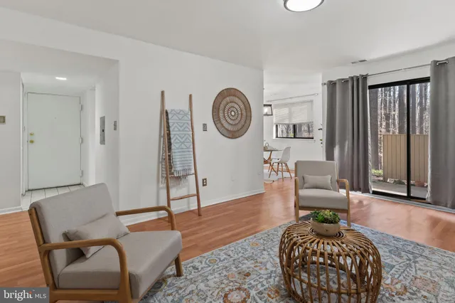 $225,000 | 6071 Majors Lane, Unit 2, Columbia, MD 21045