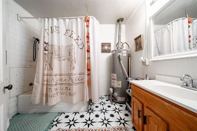 $159,900 | 10356 County Road 249, Avoca, TX 79503