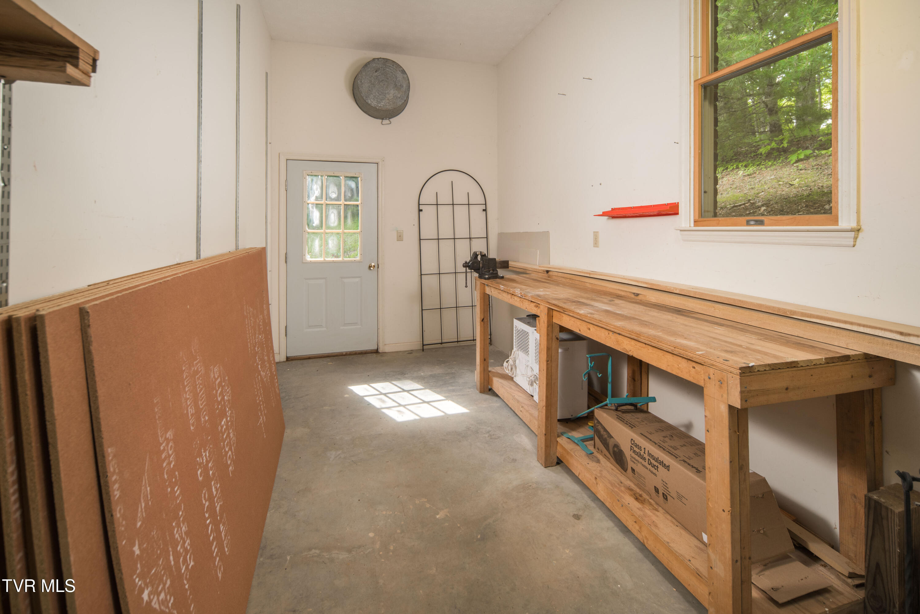 736 Ragan Road Trade, TN 37691 - Photo 32 of 40 RBV - 736 Ragan-83