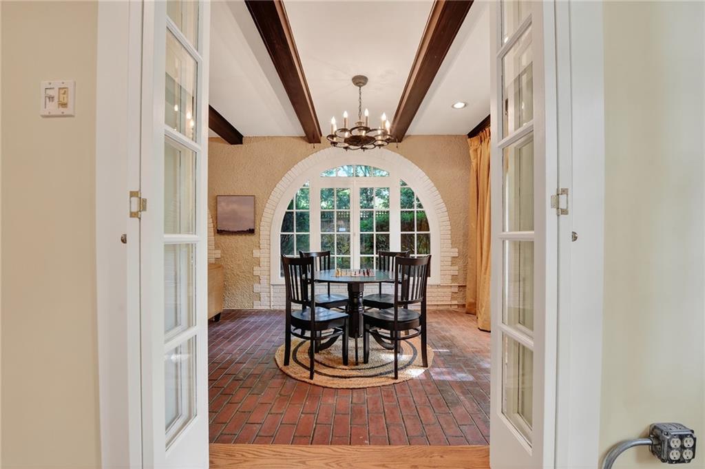 6699 Kinsman Road Pittsburgh, PA 15217 - Photo 28 of 50