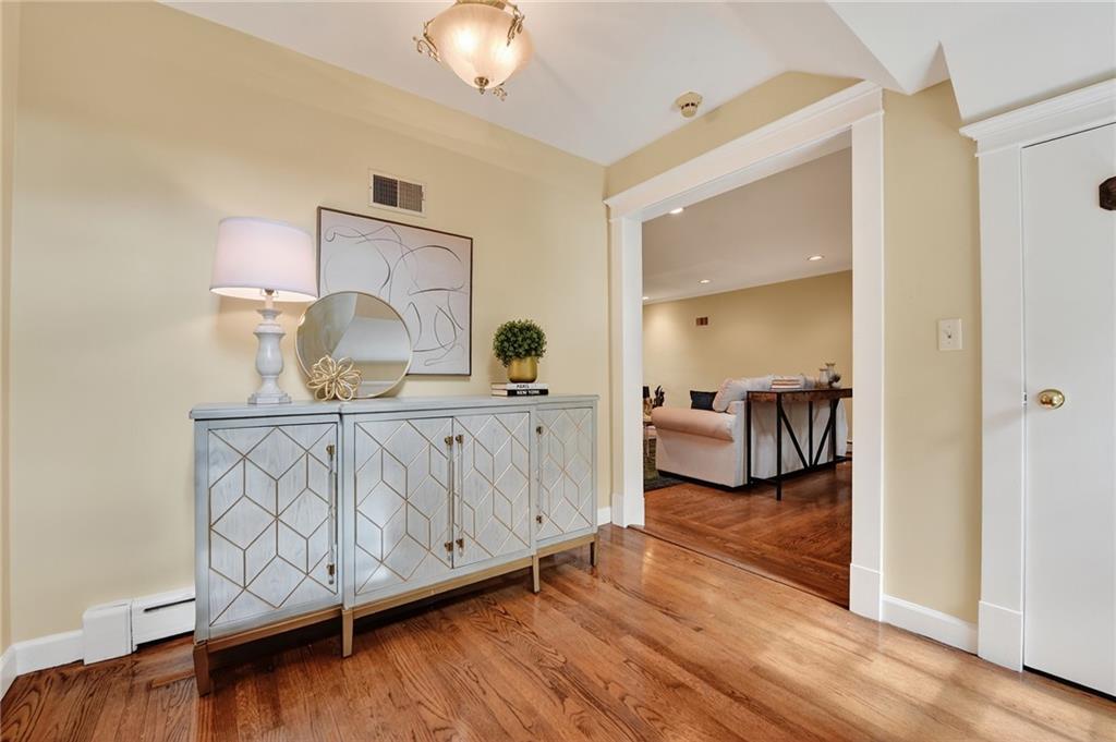 6699 Kinsman Road Pittsburgh, PA 15217 - Photo 4 of 50