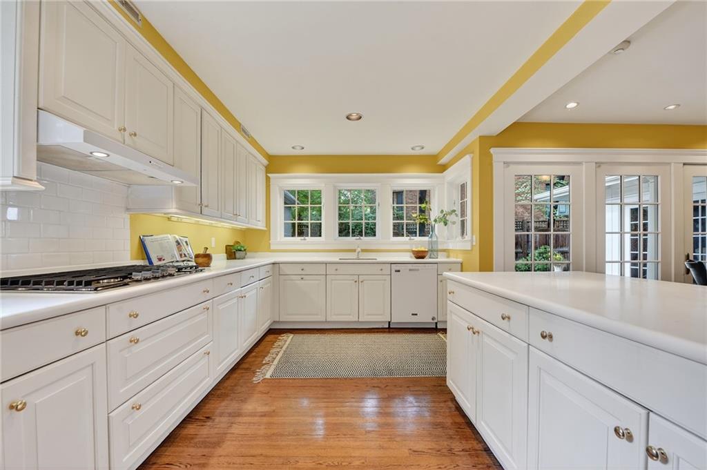 6699 Kinsman Road Pittsburgh, PA 15217 - Photo 10 of 50