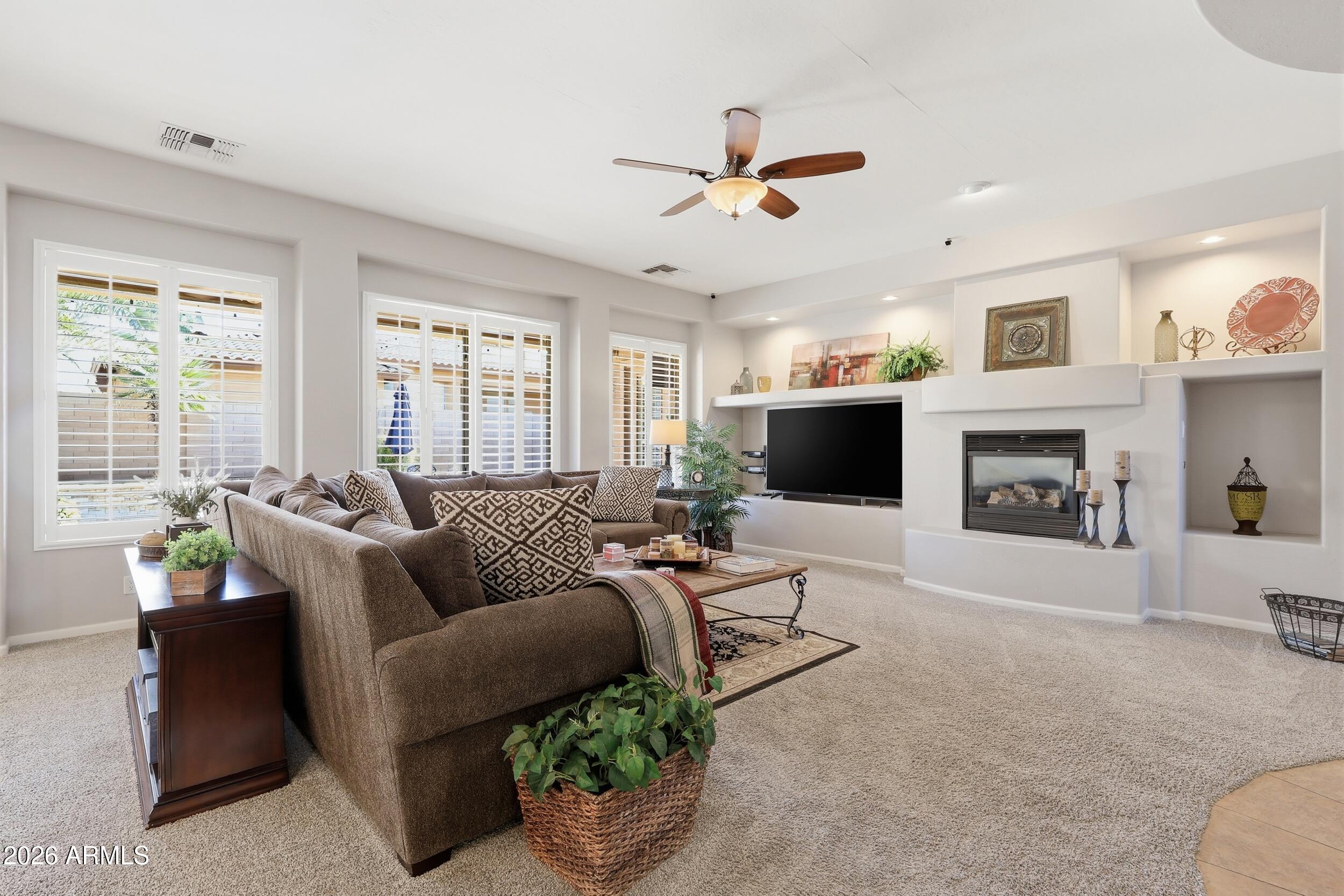 2537 South Santa Rita Way Chandler, AZ 85286 - Photo 8 of 45 Living Room