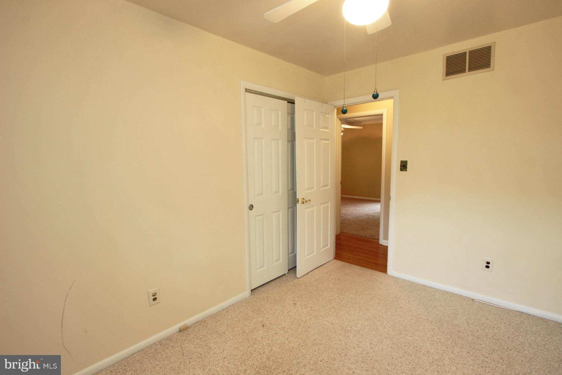 8014 Yellowstone Road Kingsville, MD 21087 - Photo 15 of 30 Bedroom 1