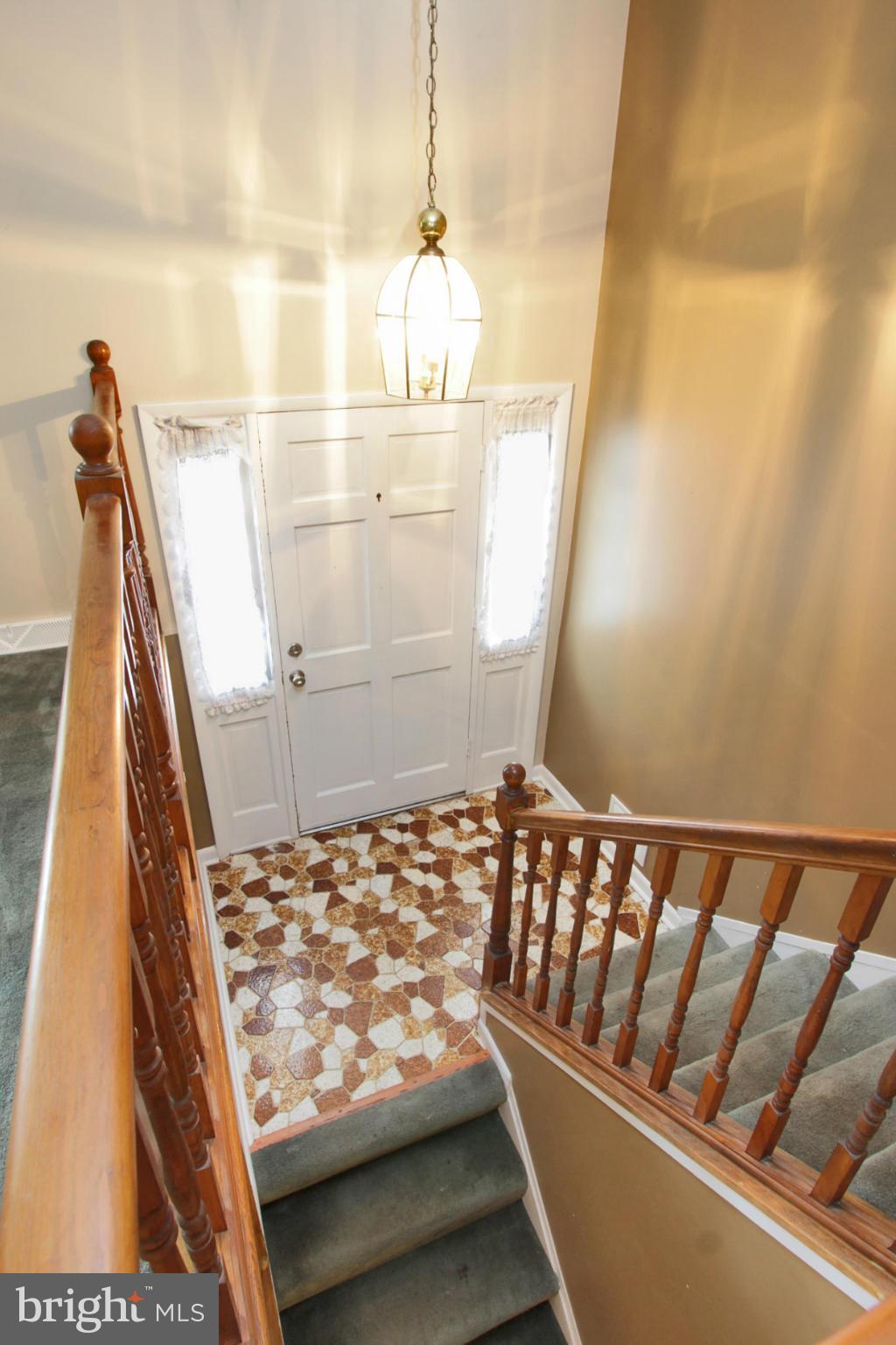 8014 Yellowstone Road Kingsville, MD 21087 - Photo 3 of 30 Foyer