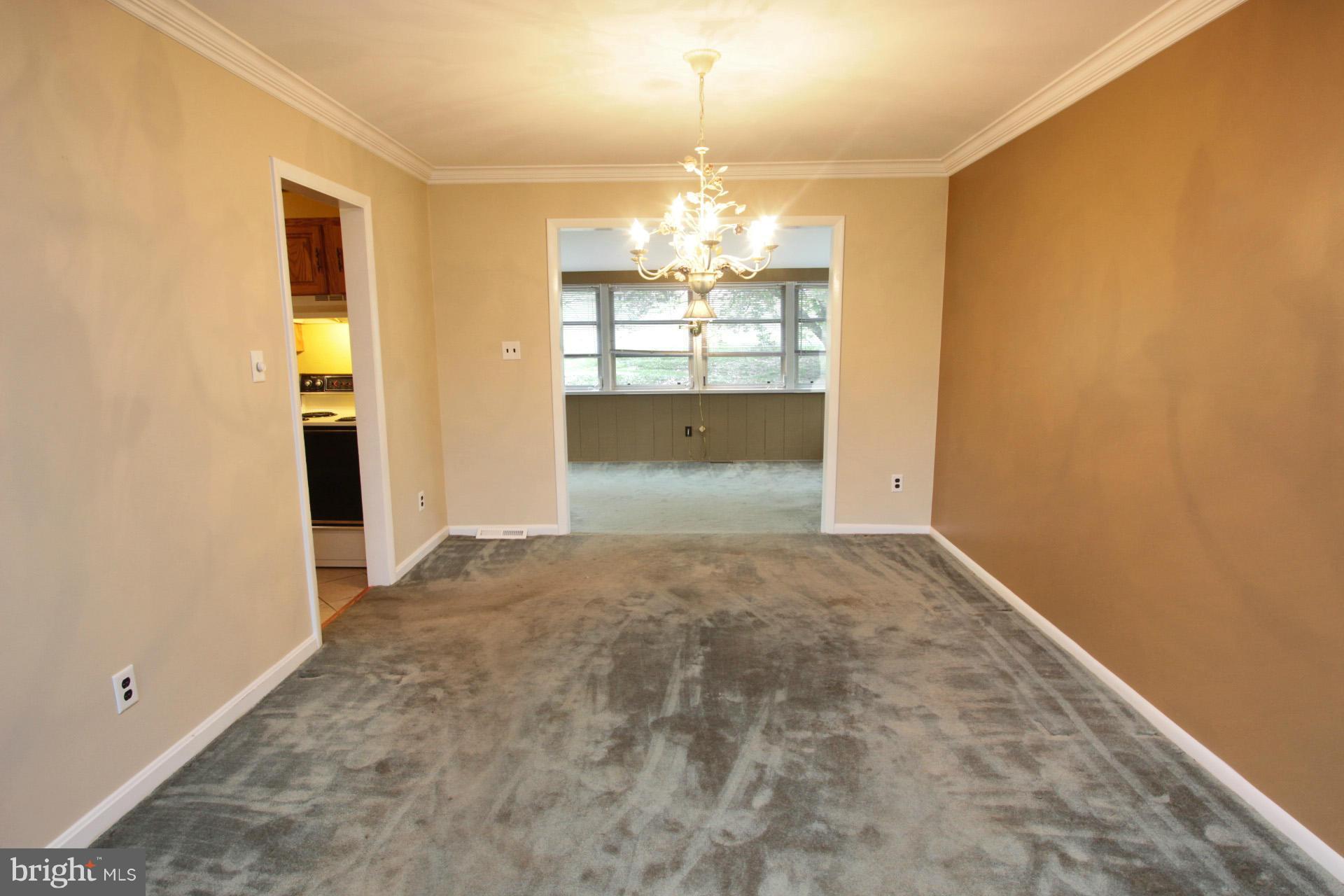 8014 Yellowstone Road Kingsville, MD 21087 - Photo 9 of 30 Dining Room