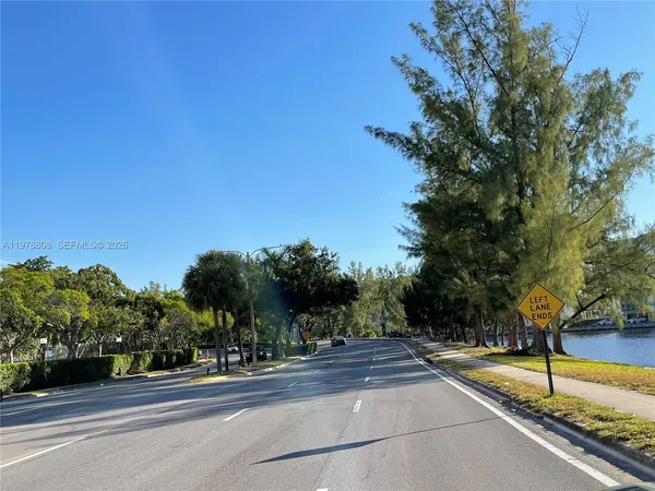 $2,400 | 851 Three Islands Boulevard, Unit 109, Hallandale Beach, FL 33009