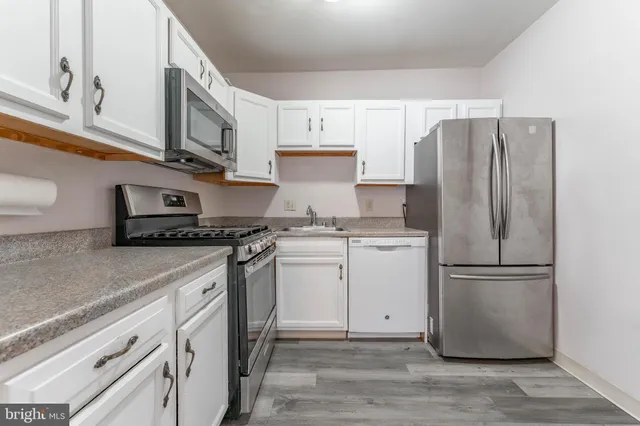 $229,900 | 1602 Meadowview Lane, Mont Clare, PA 19453