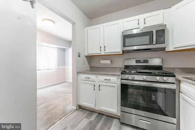 $229,900 | 1602 Meadowview Lane, Mont Clare, PA 19453