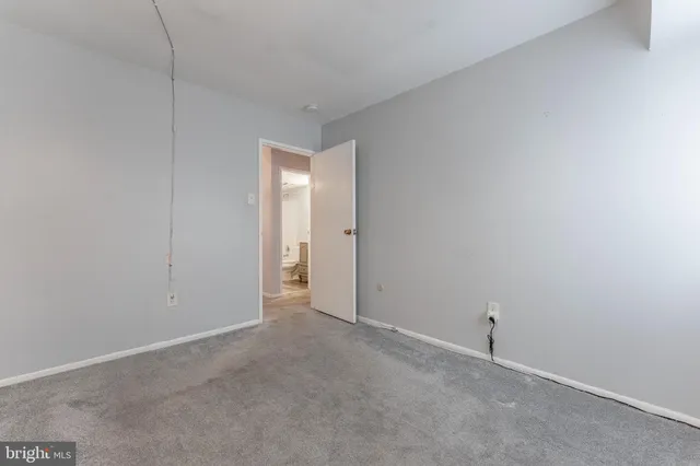 $229,900 | 1602 Meadowview Lane, Mont Clare, PA 19453