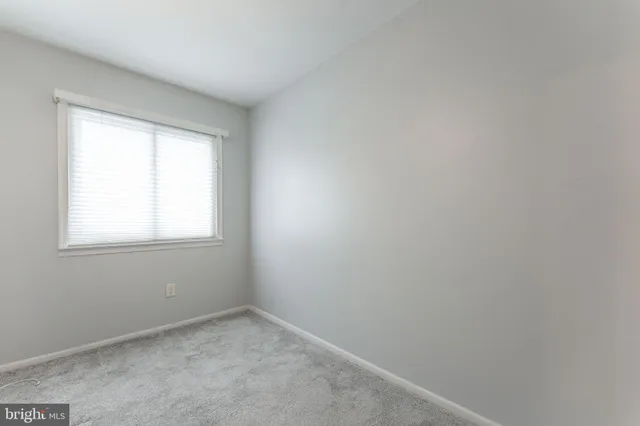 $229,900 | 1602 Meadowview Lane, Mont Clare, PA 19453