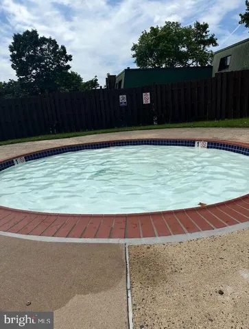 $229,900 | 1602 Meadowview Lane, Mont Clare, PA 19453