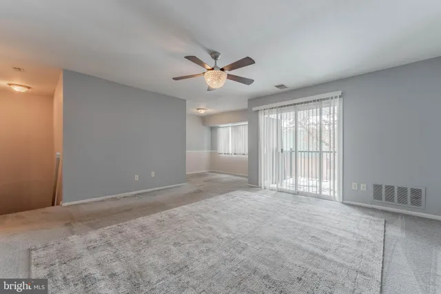 $229,900 | 1602 Meadowview Lane, Mont Clare, PA 19453