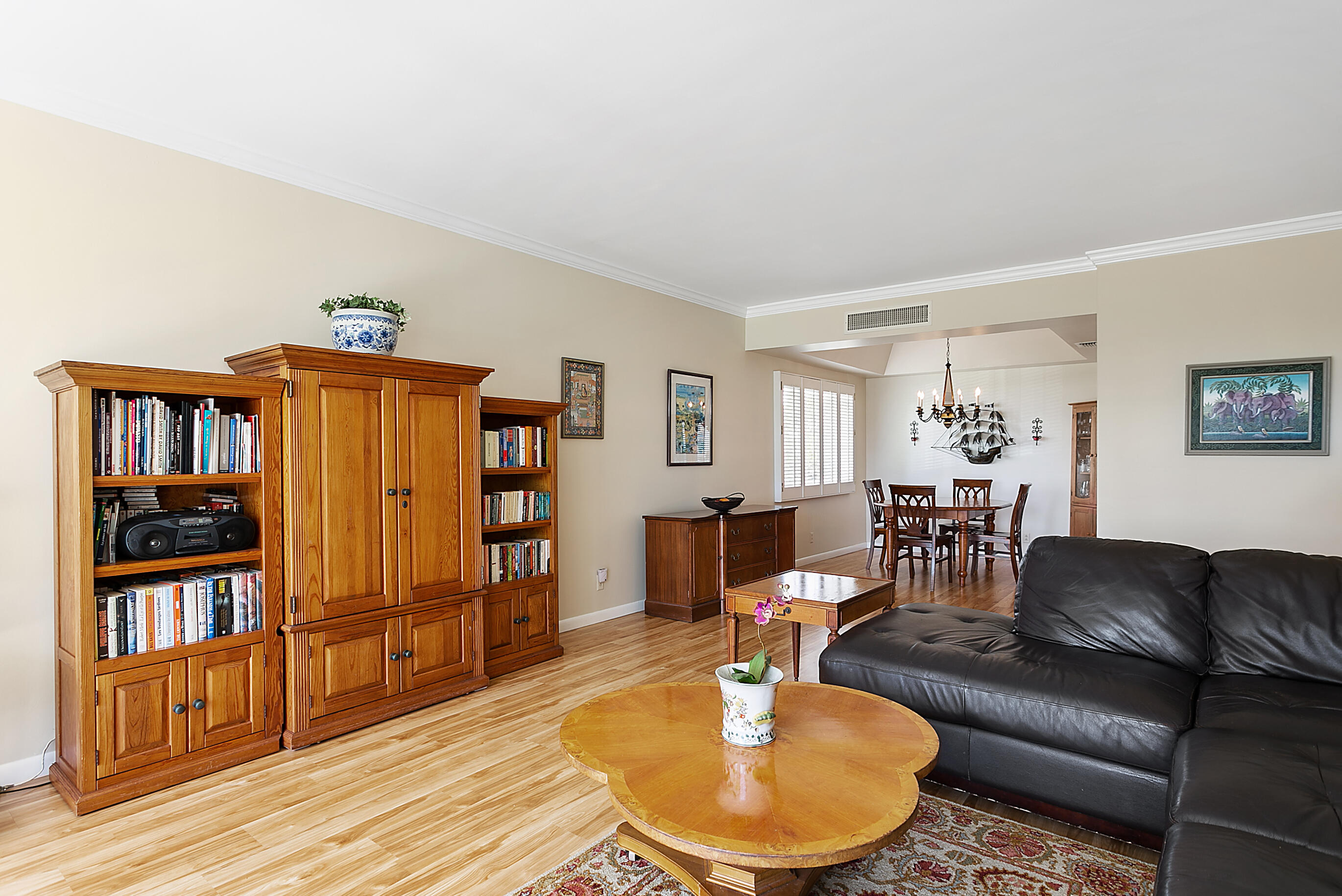 200 Little Club Road, Unit 7 Gulf Stream, FL 33483 - Photo 9 of 22 GREAT ROOM INTO DINING AREA...
