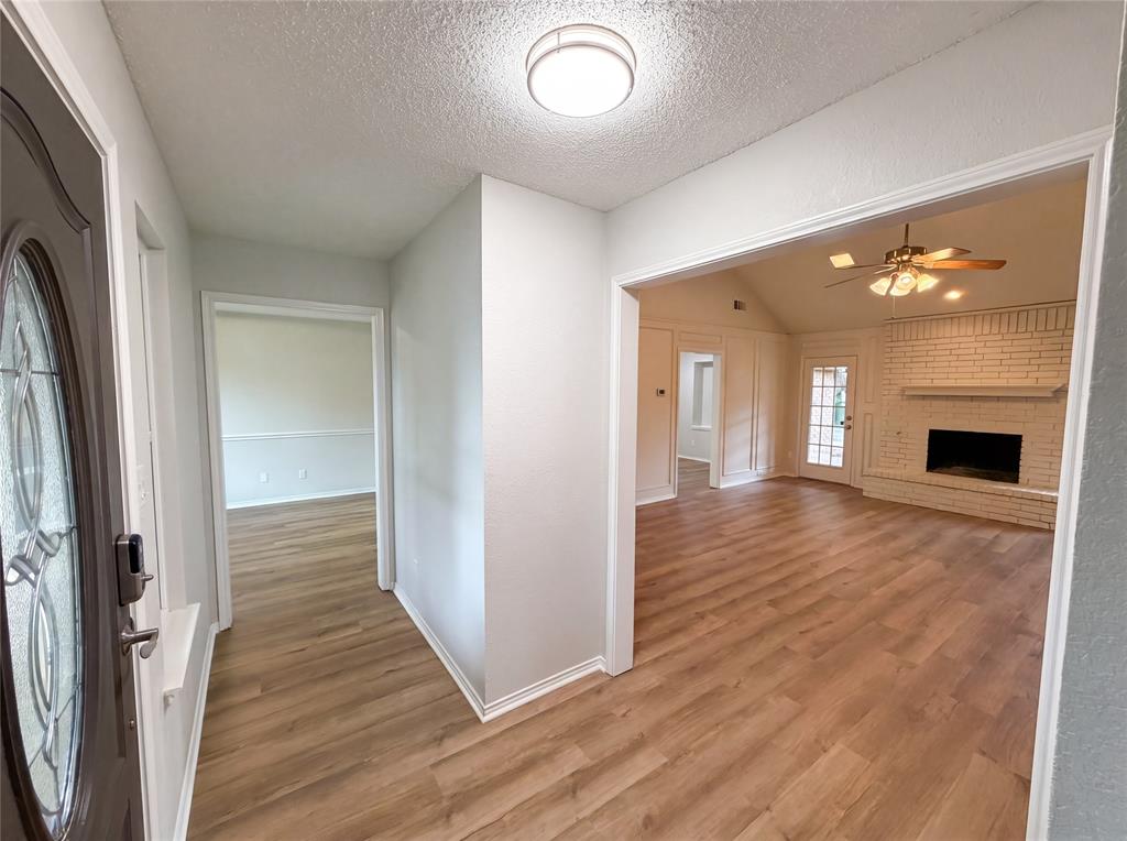 2300 Ridgewood Bedford, TX 76021 - Photo 7 of 26