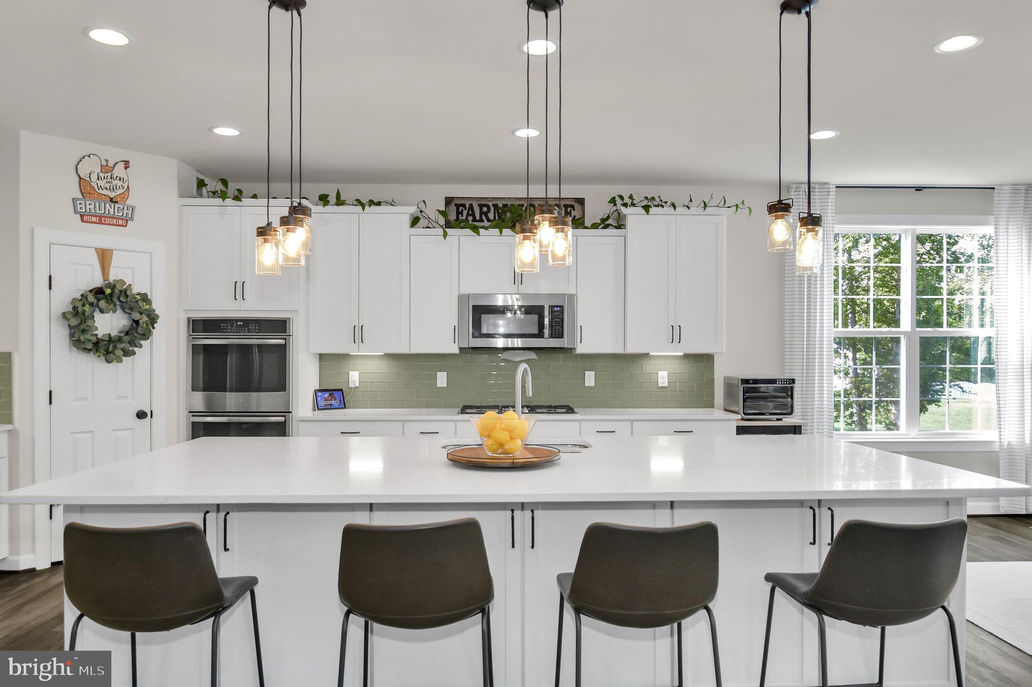 245 Perth Drive Fredericksburg, VA 22405 - Photo 8 of 41 Oversized island