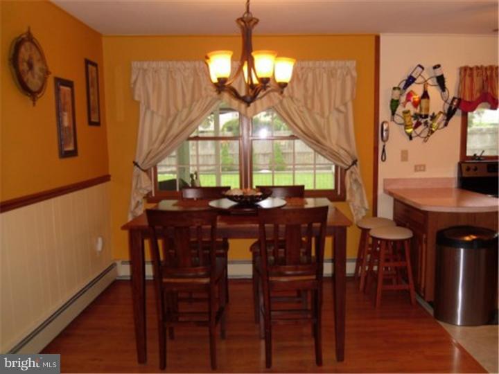 109 Cobalt Cross Road Levittown, PA 19057 - Photo 12 of 25 Kitchen