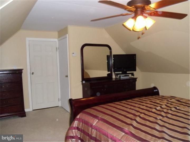 109 Cobalt Cross Road Levittown, PA 19057 - Photo 15 of 25 Bedroom - Main