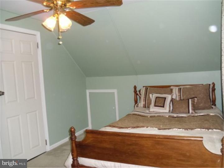 109 Cobalt Cross Road Levittown, PA 19057 - Photo 20 of 25 Bedroom 2
