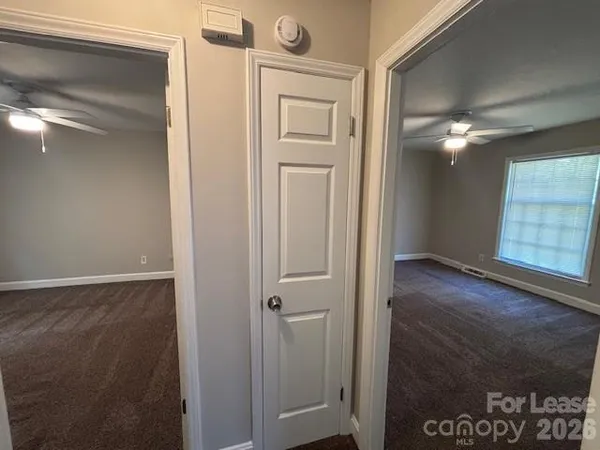 $1,300 | 6720 Woodstream Drive, Charlotte, NC 28210