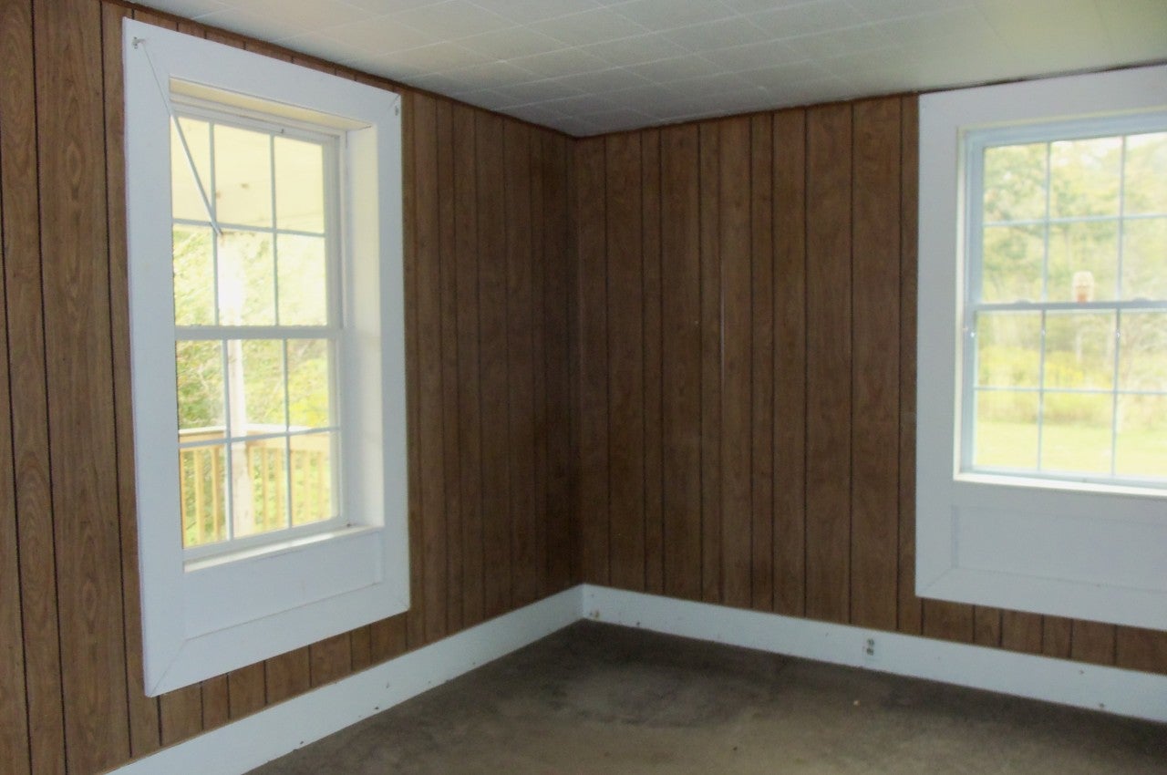 Deer Creek Road Cass, WV 24927 - Photo 10 of 14 Living Room