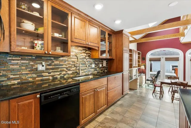 $419,000 | 180 South Main Avenue, Albany, NY 12208