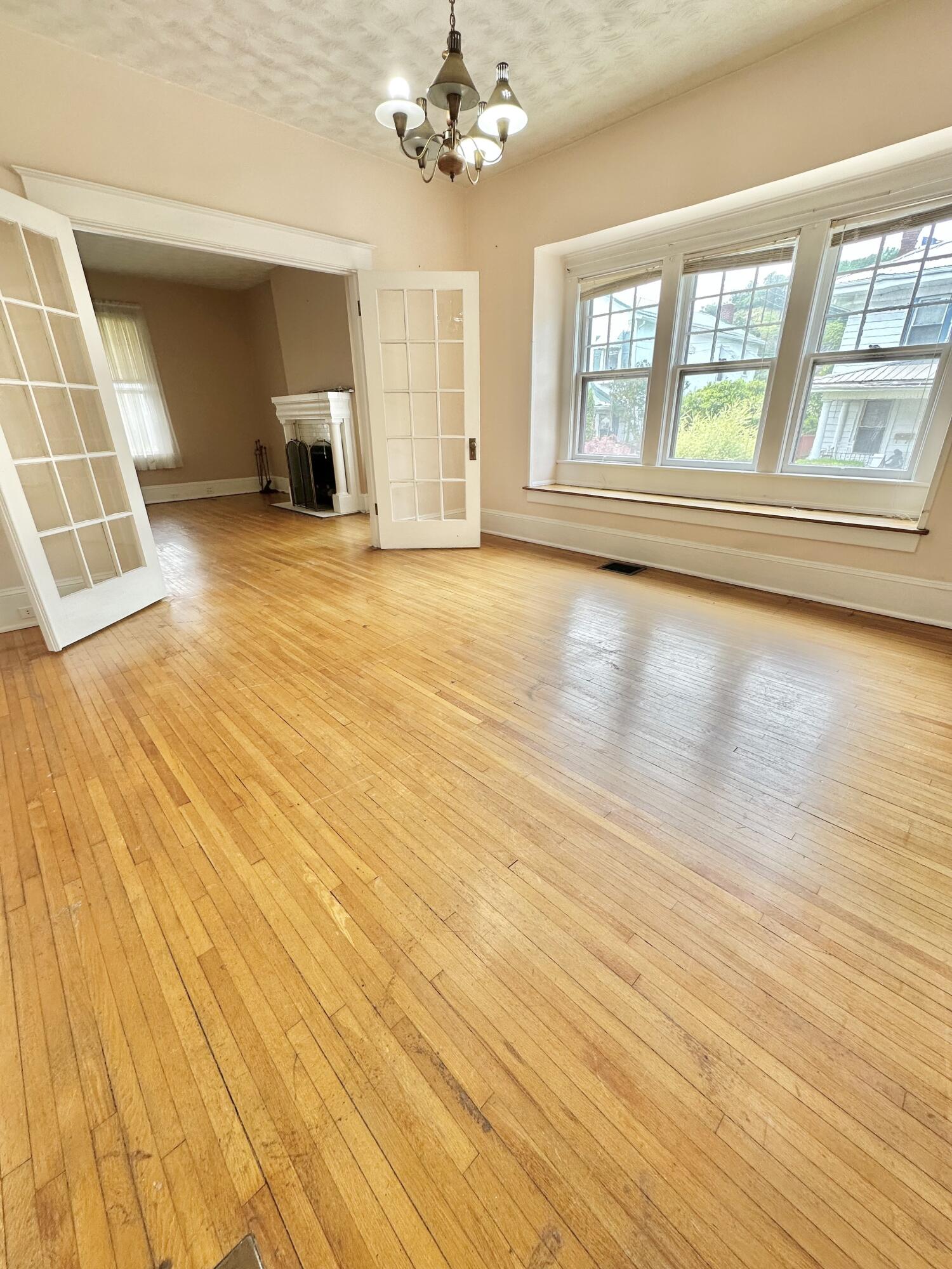 448 West Riverside Street Covington, VA 24426 - Photo 22 of 55 IMG_2251
