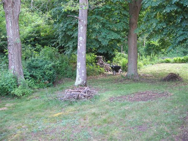 36 Hillside Road Braintree, MA 02184 - Photo 8 of 9 Gallery Image 8