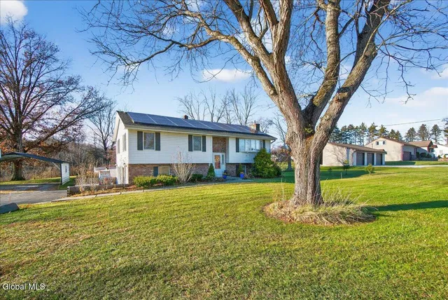 $440,000 | 7 Cappabianca Drive, Waterford, NY 12188