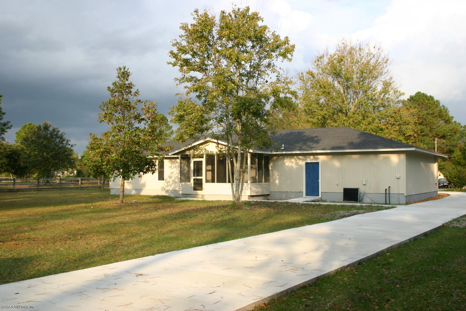 10310 Sawpit Road Jacksonville, FL 32226 - Photo 3 of 10 Rear view of home
