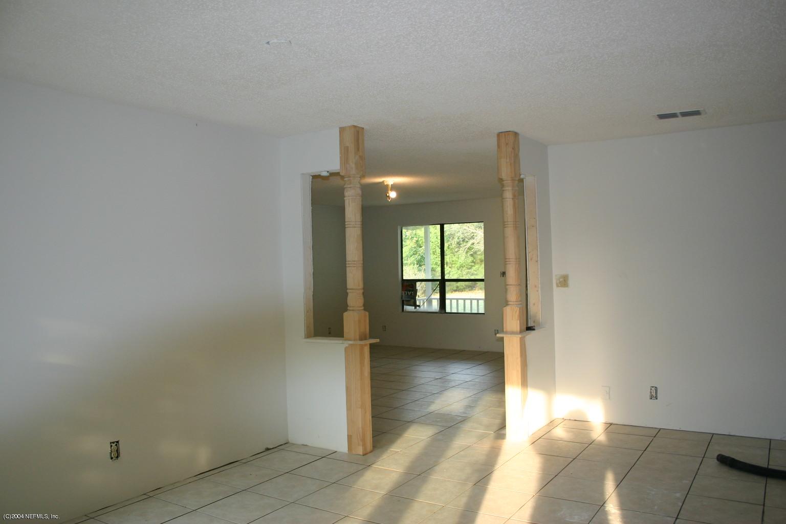 10310 Sawpit Road Jacksonville, FL 32226 - Photo 9 of 10 Interior work in progress - Greatroom