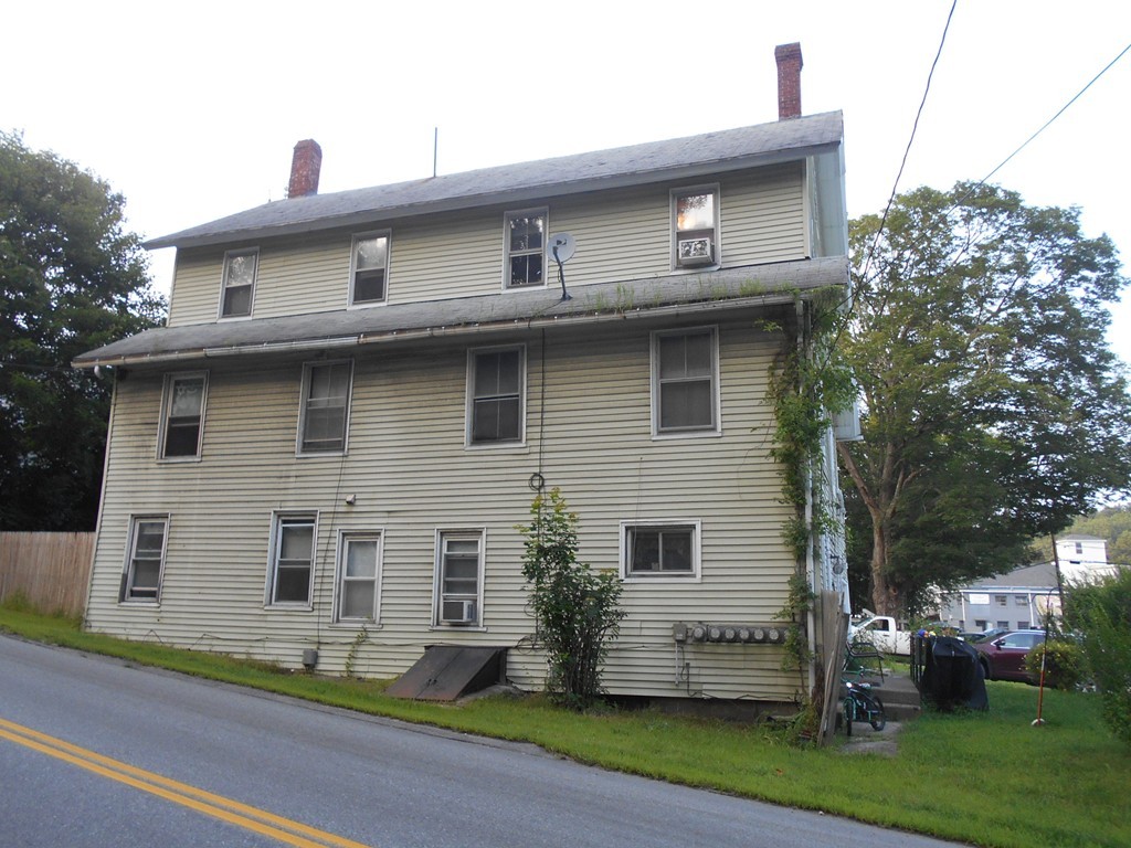 47 South Sturbridge Road Charlton, MA 01507 - Photo 1 of 6 Gallery Image 1