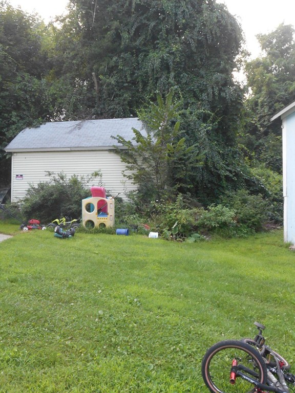 47 South Sturbridge Road Charlton, MA 01507 - Photo 6 of 6 Gallery Image 6