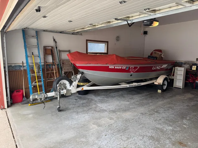 $299,900 | 1807 Brookside Drive, Albert Lea, MN 56007