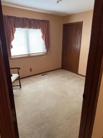 $299,900 | 1807 Brookside Drive, Albert Lea, MN 56007