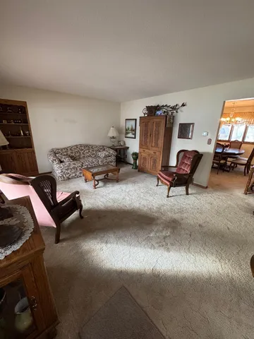 $299,900 | 1807 Brookside Drive, Albert Lea, MN 56007