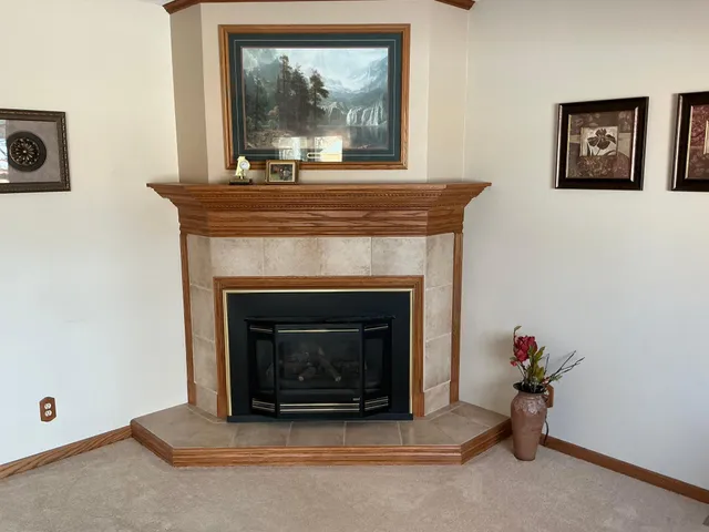 $299,900 | 1807 Brookside Drive, Albert Lea, MN 56007