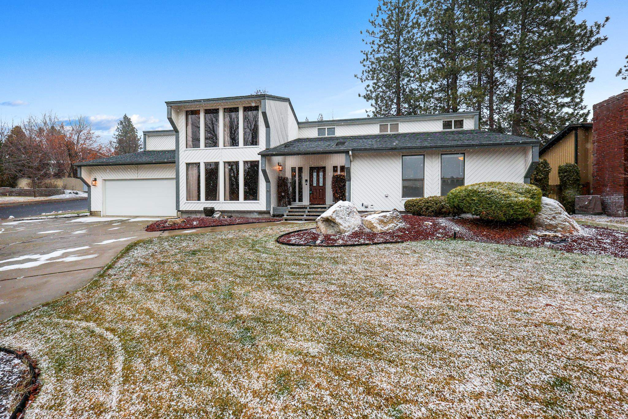 6920 North Westgate Place Spokane, WA 99208 - Photo 1 of 49