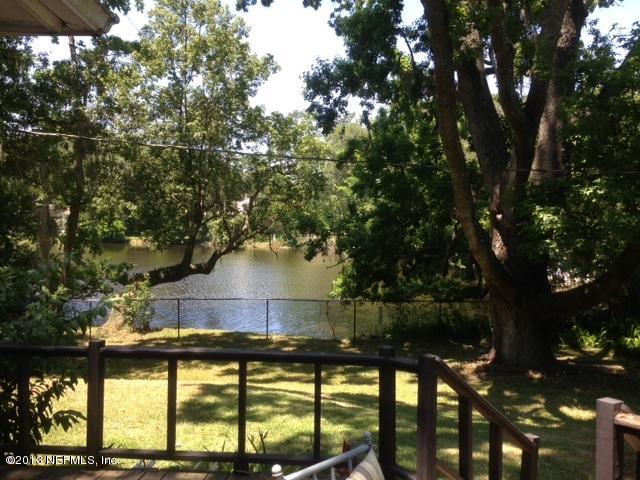 1646 Cornell Road Jacksonville, FL 32207 - Photo 5 of 11 a view of house with trees in front of it