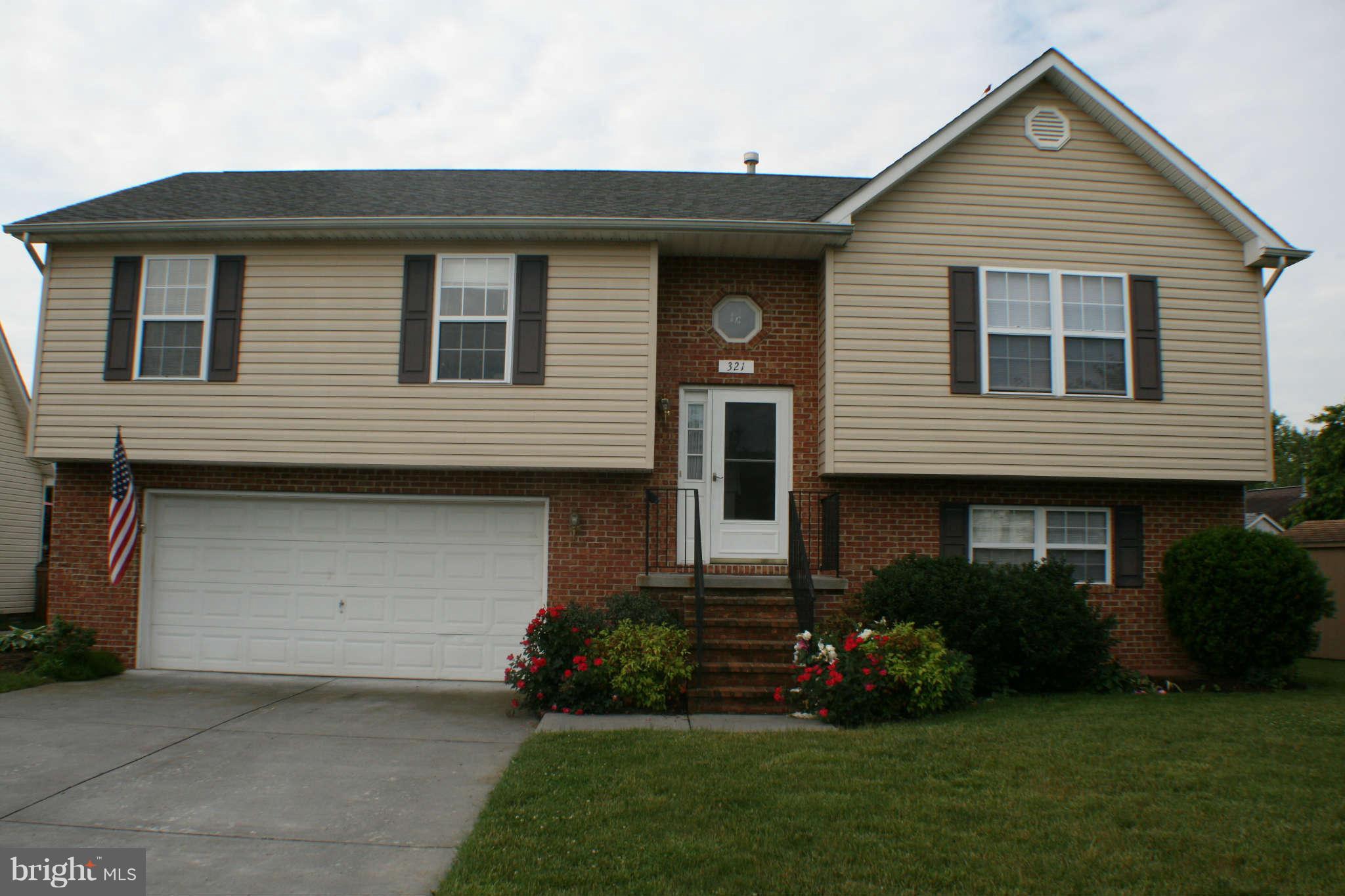 321 Stonehenge Road Winchester, VA 22601 - Photo 1 of 18 Exterior (Front)