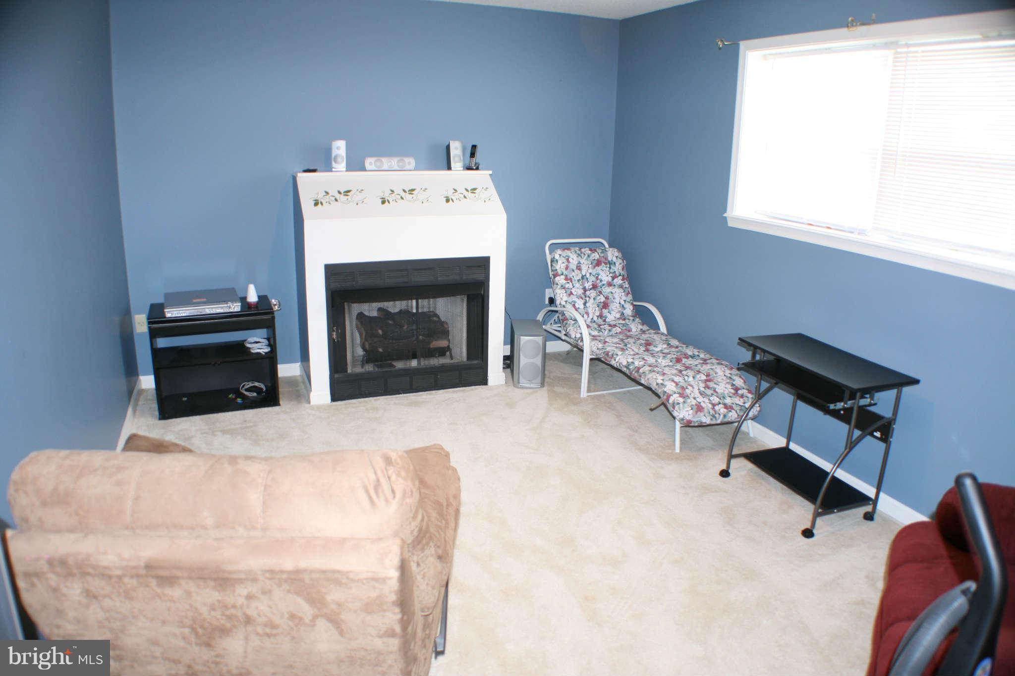 321 Stonehenge Road Winchester, VA 22601 - Photo 14 of 18 Family Room